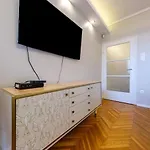 Chain Bridge Studio Будапешт